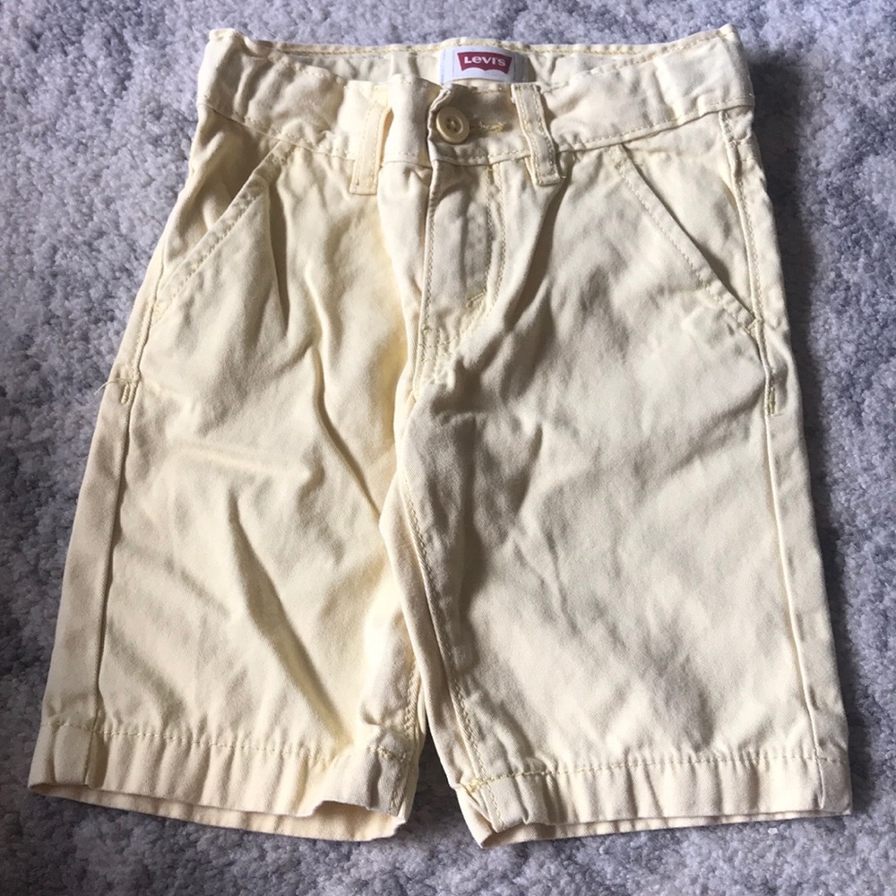Yellow Levi’s